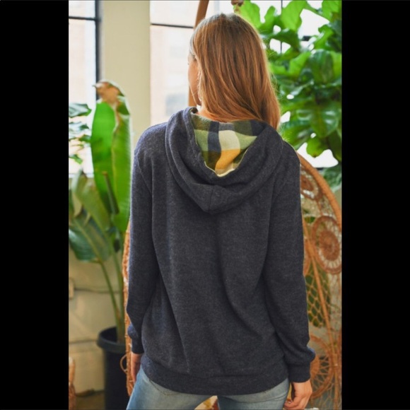 Hacci Brushed Plaid Hoodie NWT - Picture 4 of 4